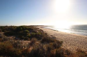 Go to Hunters Beach, Cape Range NP WA 