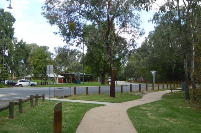 Hovell Tree Park