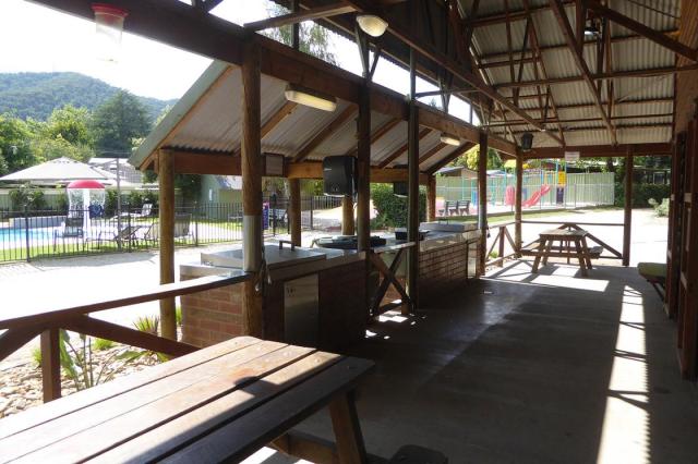 Pine Valley Tourist Park