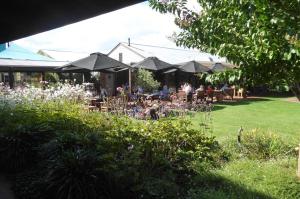 Go to Brown Brothers, Milawa VIC