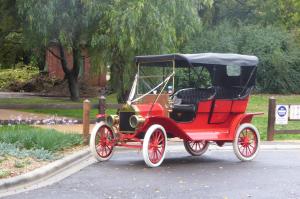 Go to Castlemaine Botanical Gardens, Castlemaine VIC