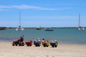Go to Larry Lobster Festival, Port Denison WA 