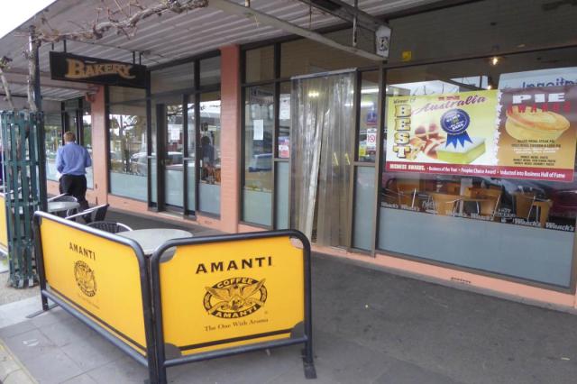 Waacks Bakery - Ararat