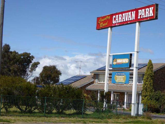 Country Road Caravan Park