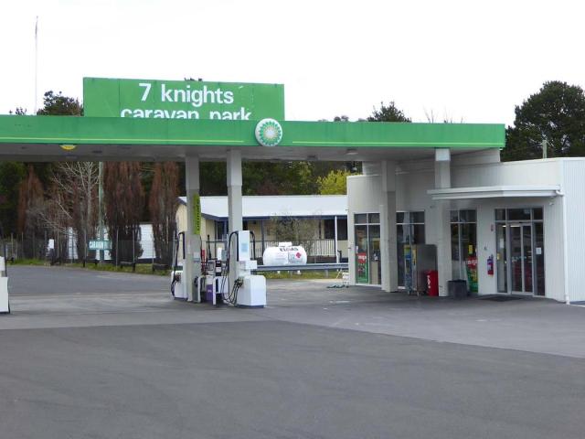 7 Knights Caravan Park