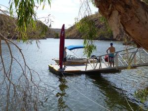 Go to SUPing at Lake Julius, Lake Julius QLD
