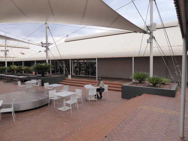 Ayers Rock Resort Town Square