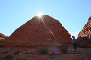 Go to Kings Canyon, NT 