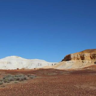 Breakaways - The Castle