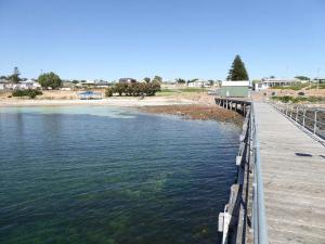 Go to Port Victoria Jetty, Port Victoria SA 