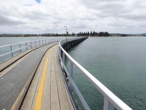 Go to Victor Harbor Tramway, Victor Harbor SA 