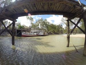 Go to SUPing at Swan Hill, Swan Hill VIC