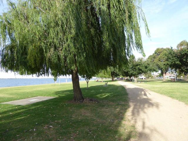 Yarrawonga Foreshore Walk