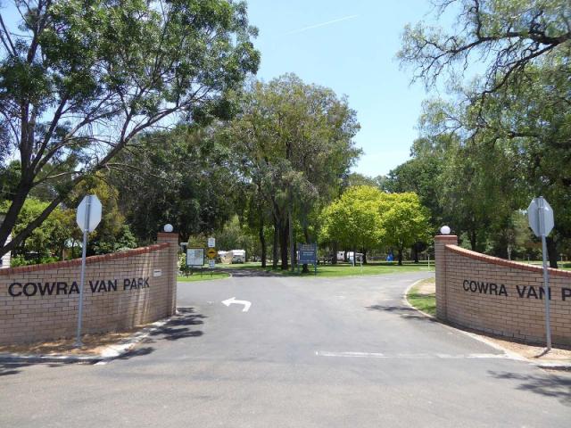 Cowra Van Park