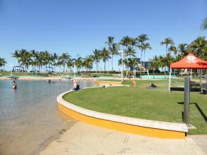 Go to Rockpool, Townsville QLD