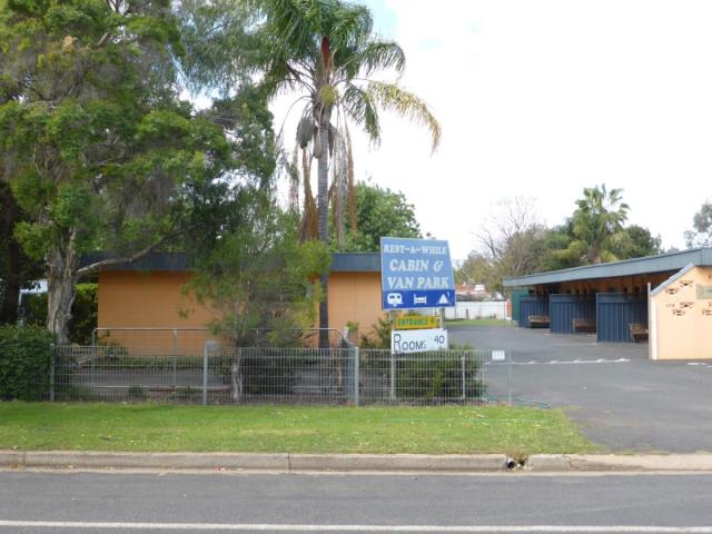 Rest-a-while Cabin & Van Park