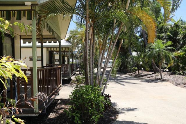 BIG4 Townsville Woodlands Holiday Park - Cabins