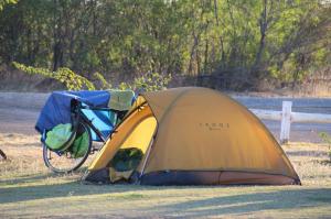 Go to Renner Springs Caravan Park, Renner Springs NT 