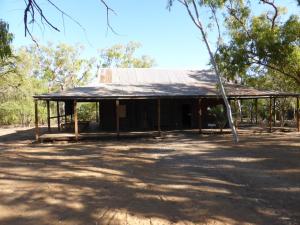 Go to Mataranka Homestead Tourist Resort, Mataranka NT 