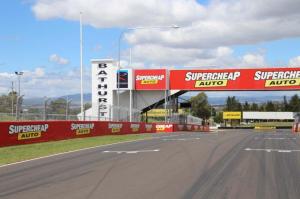 Go to Mount Panorama Circuit, Bathurst NSW