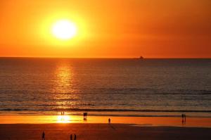 Go to Cable Beach, Broome WA 