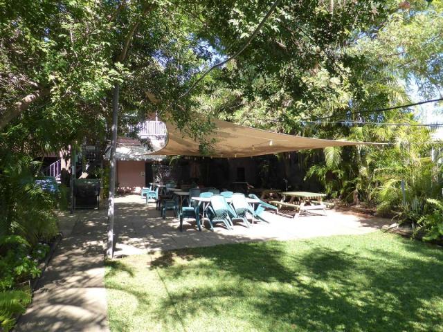 Barcoo Hotel Caravan Park