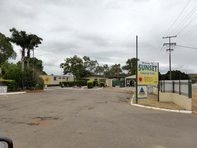 Sunset Top Tourist Park