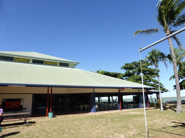 Sunset Tavern - Karumba
