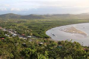 Go to Grassy Hill Lookout, Cooktown QLD