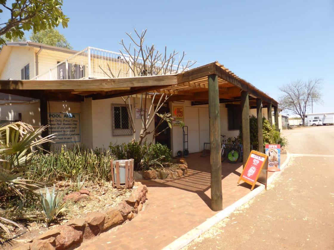 Halls Creek Caravan Park, Halls Creek reviewed by RvTrips