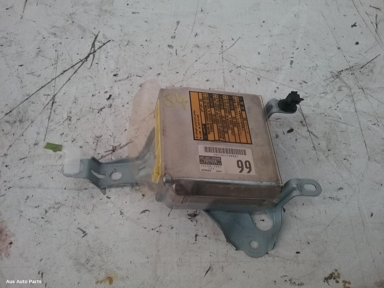 26359, Used airbag module/sensor for 2006 kluger module, non side