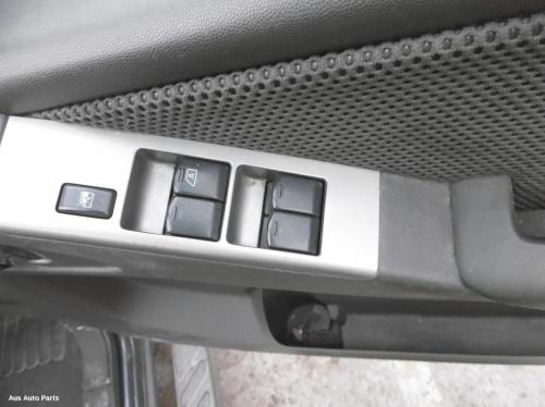 This is Actual photo of  fits 2005~ 2015 Nissan navara