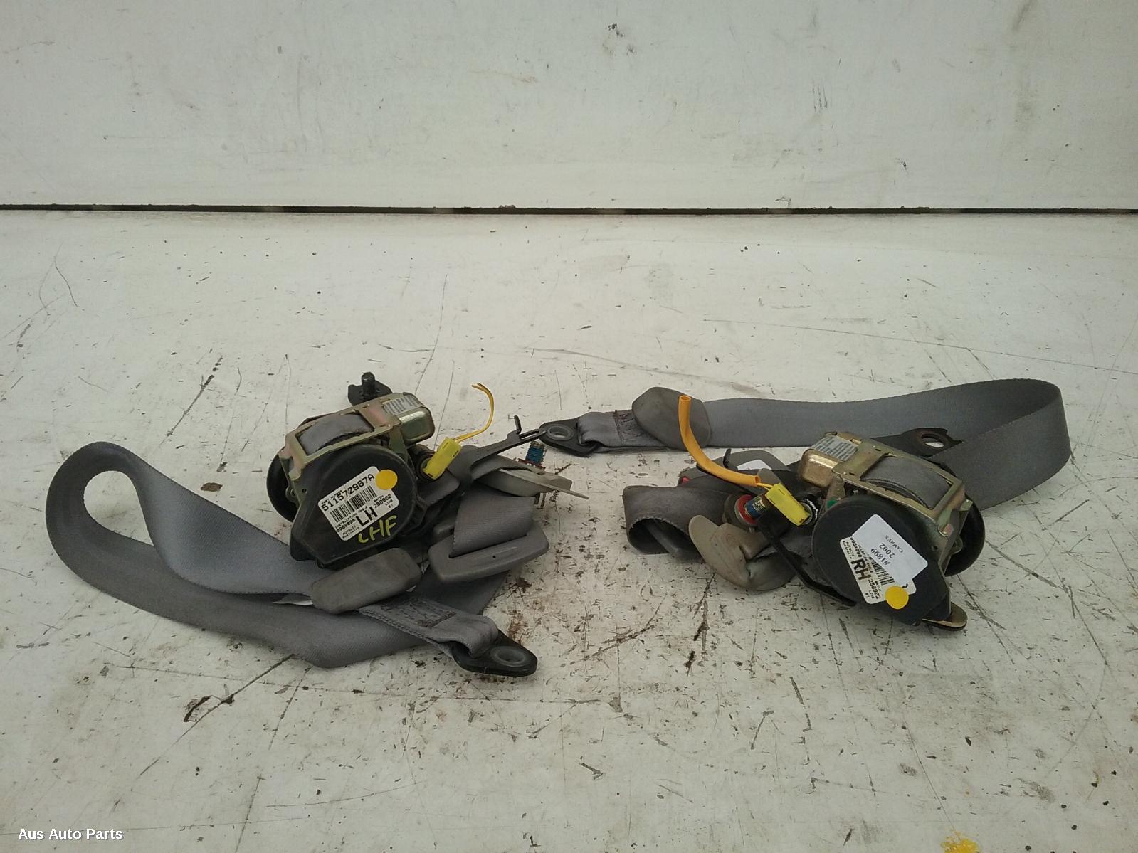 Camry Seat Belt Stalk 2002-2006 centre rear,seat belt stalk only,grey,sk36,08/02-05/06 00001899 #38166