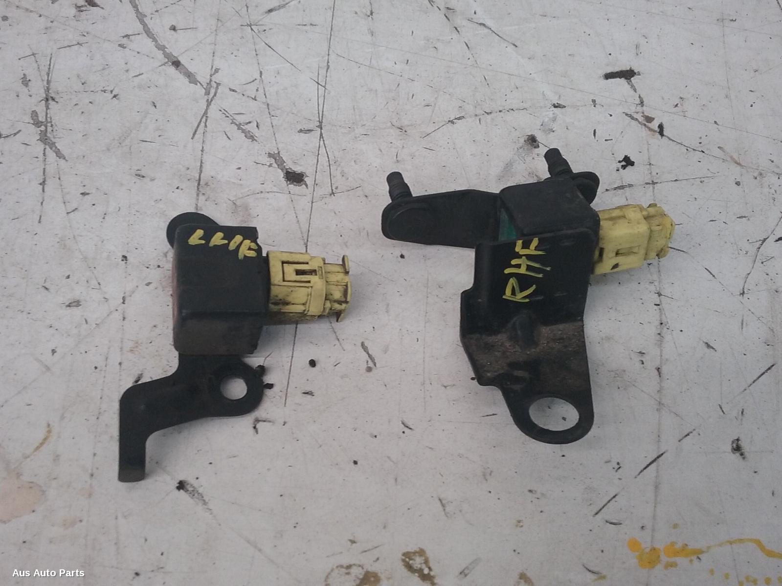 38786, Used airbag module/sensor for 2000 Corolla ae112 rh sensor 10/