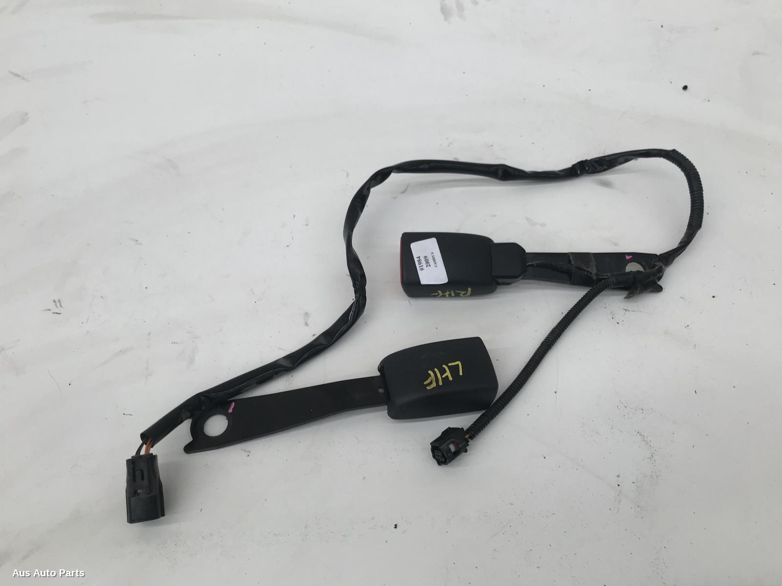 Camry Seat Belt Stalk 2006-2011 lh front,seat belt stalk only,acv40,06/06-11/11 00001984 #39242