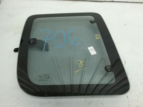 side glass rear right