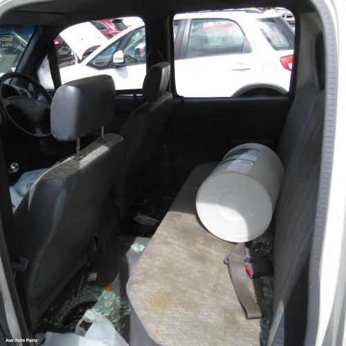 This is Actual photo of  fits 1997~ 2005 Toyota hilux