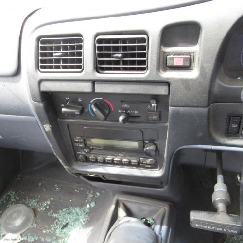 This is Actual photo of  fits 1997~ 2005 Toyota hilux