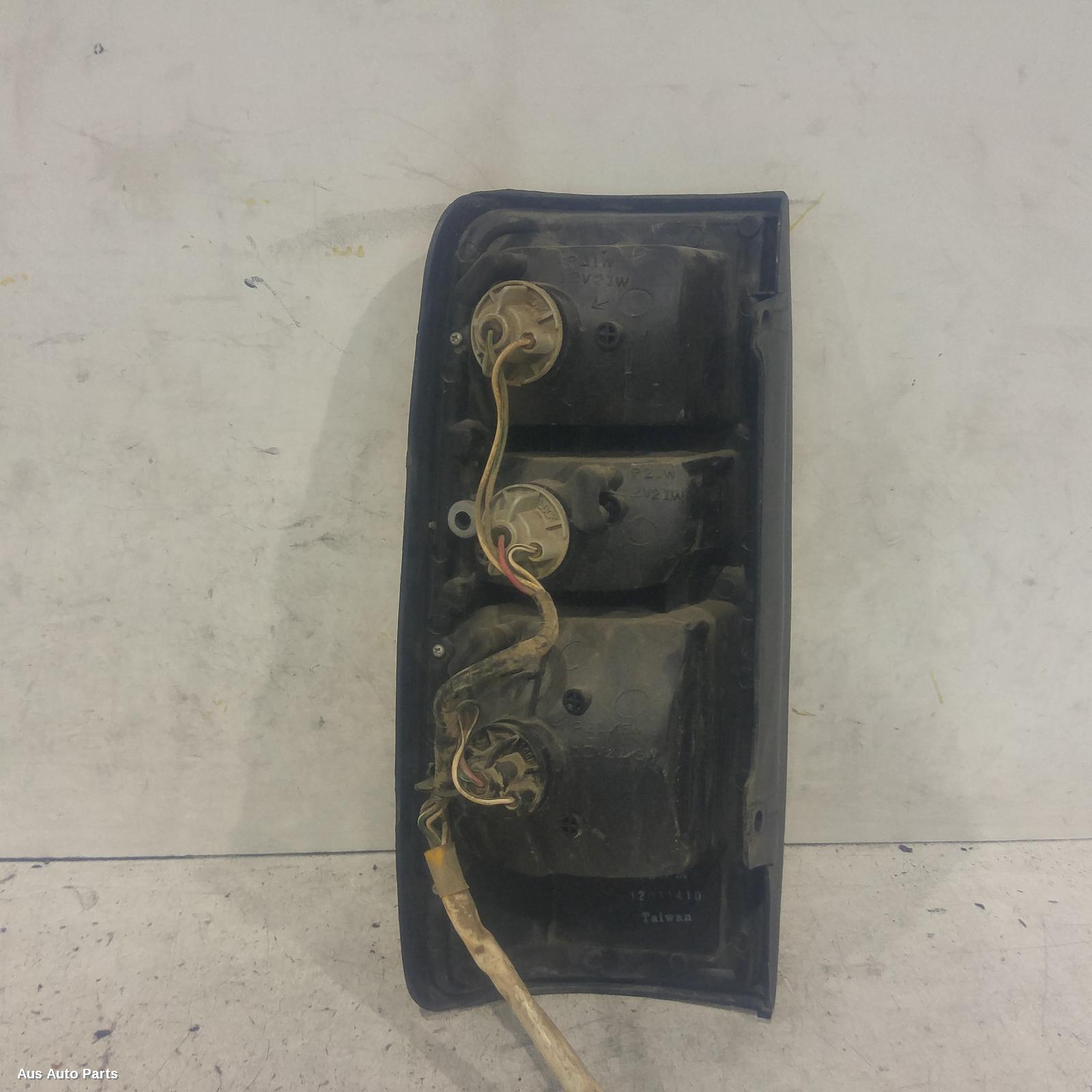 Landcruiser Taillight Right 1990-1998 80 series 05/90-03/98 00004562 #97154