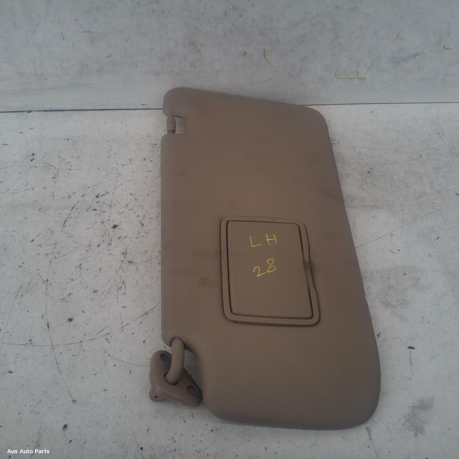 Crv Sunvisor 2001-2007 rd7,lh side,beige,screw type,12/01-02/07 00004589 #97973