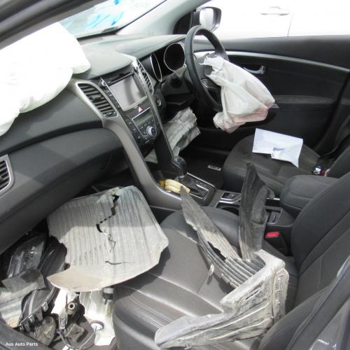 This is Actual photo of  fits 2012~ 2017 Hyundai i30