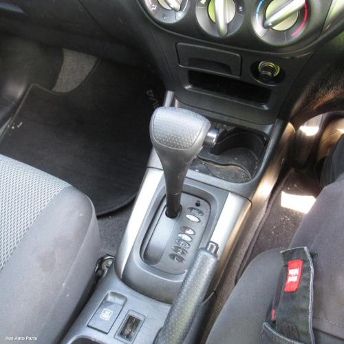 This is Actual photo of  fits 2000~ 2005 Toyota rav4