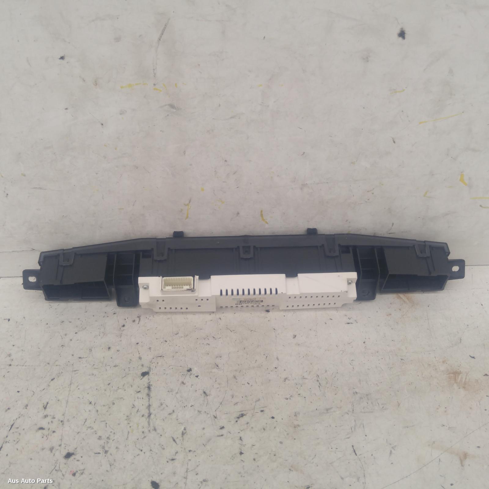 Camry Clock 2006-2012 xv40,06/06-02/12 00004580 #100894