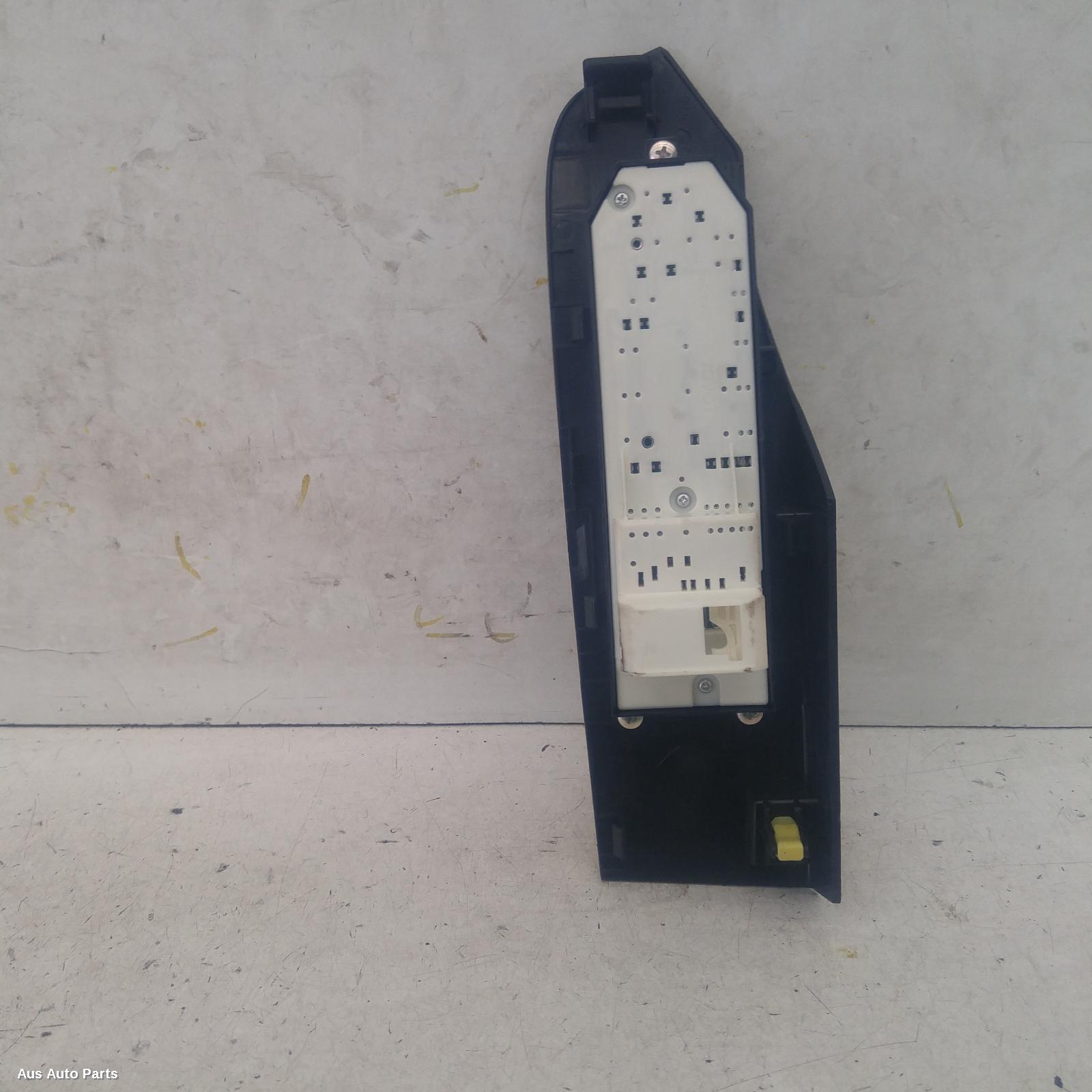 Corolla Power Door Window Switch 2015-2018 rh front (master switch),zre182r,hatch,standard,03/15-06/18 00004843 #103838