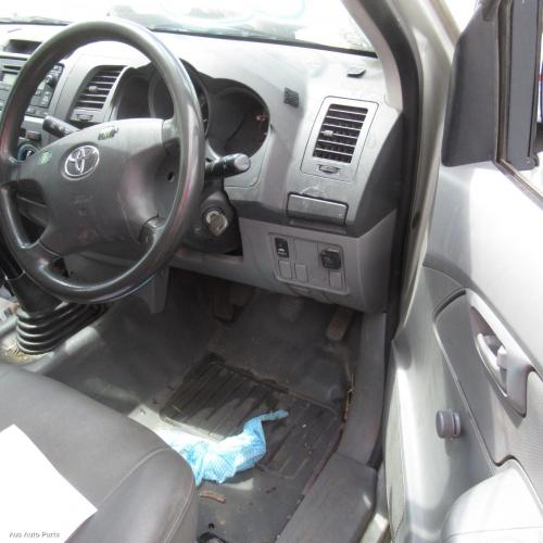 This is Actual photo of  fits 2005~ 2015 Toyota hilux