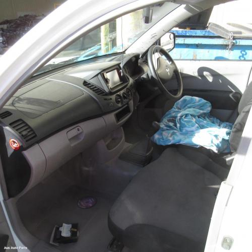 This is Actual photo of  fits 2009~ 2015 Mitsubishi triton