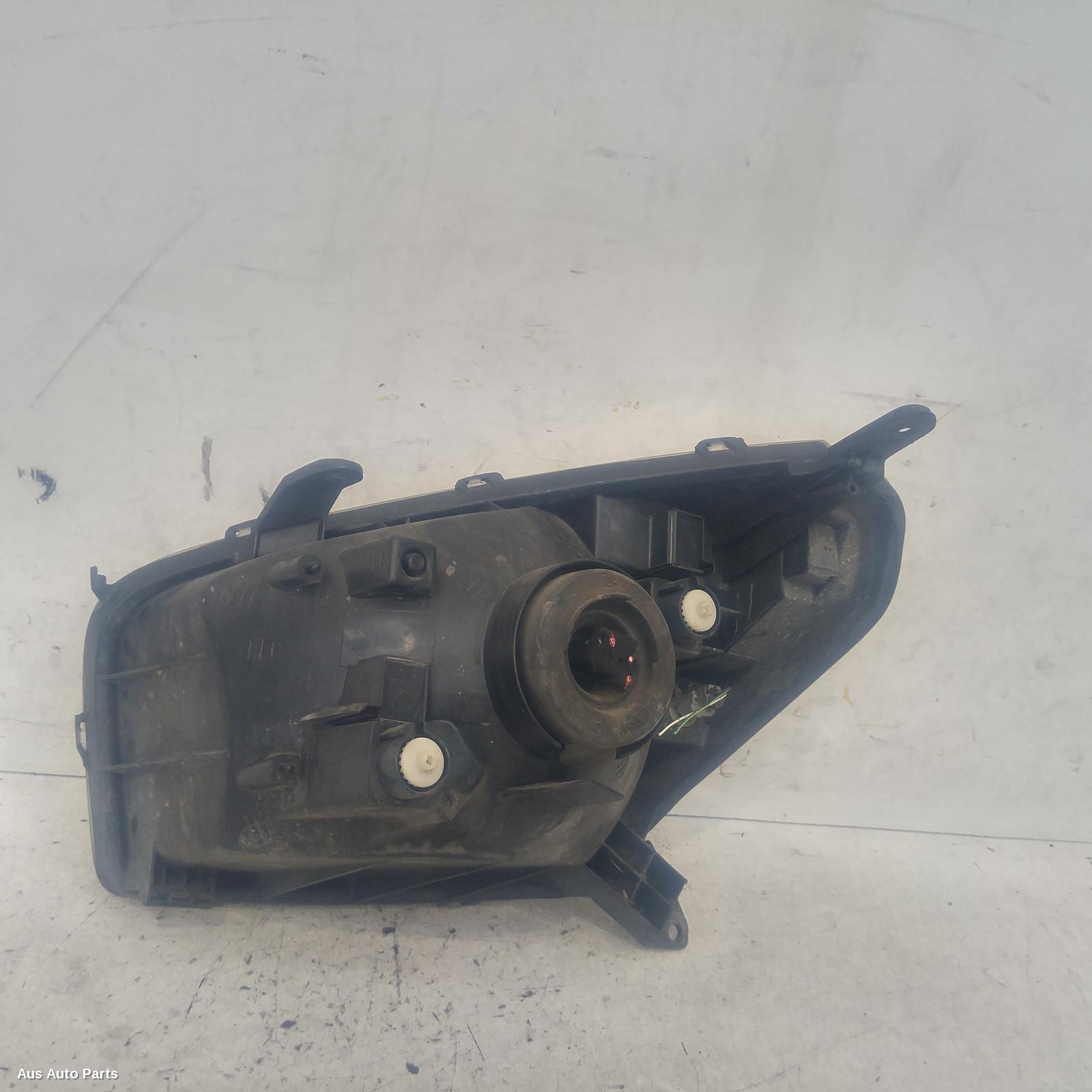 Rav4 Headlamp Right 2000-2003 aca2#,07/00-07/03 00004931 #105585