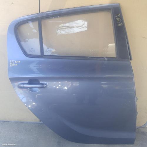 door/sliding rear right