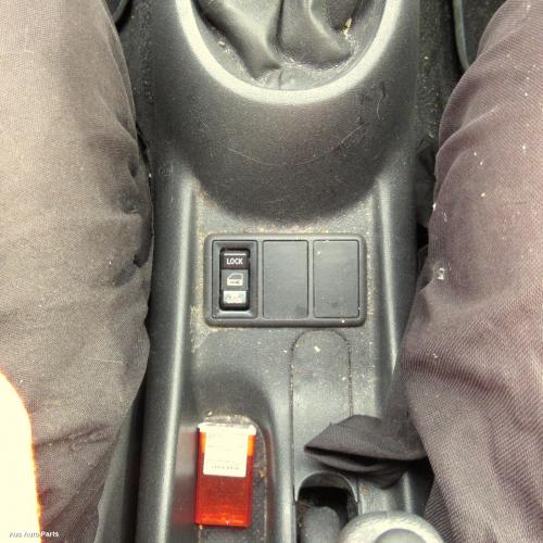 This is Actual photo of  fits 1999~ 2005 Toyota echo