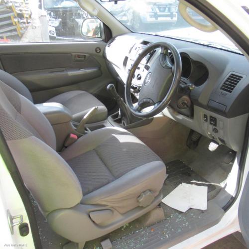 This is Actual photo of  fits 2005~ 2015 Toyota hilux